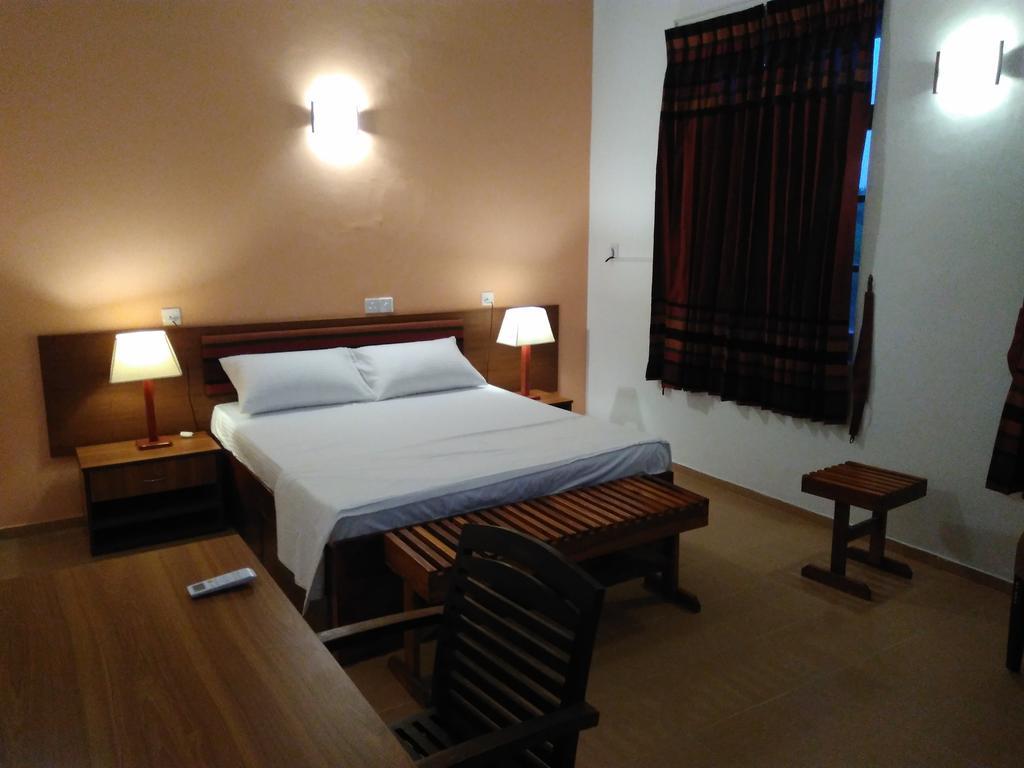 Apartament The Rock House Katunayaka Zewnętrze zdjęcie
